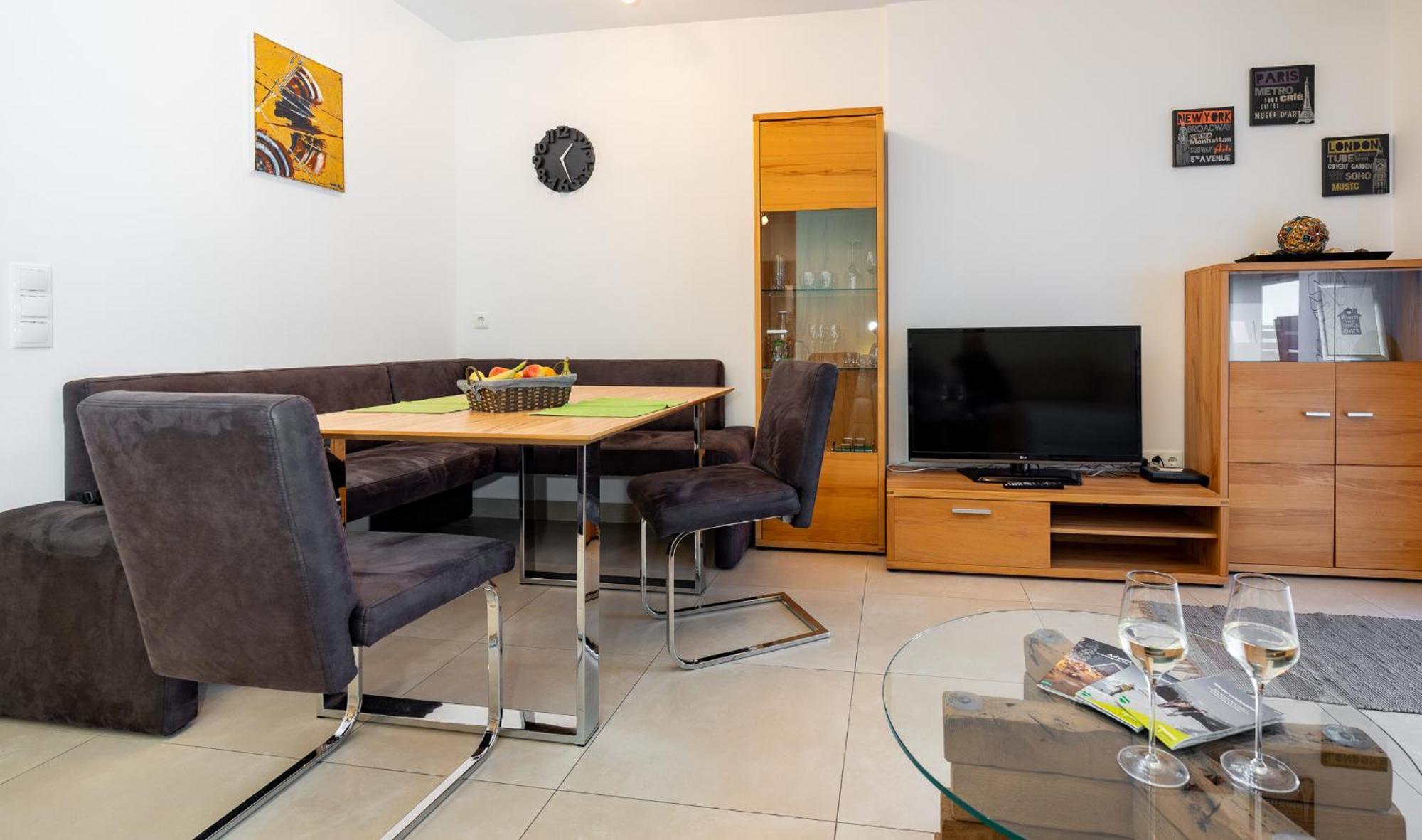 Appartement Klosterhuegel Haus im Ennstal Eksteriør billede