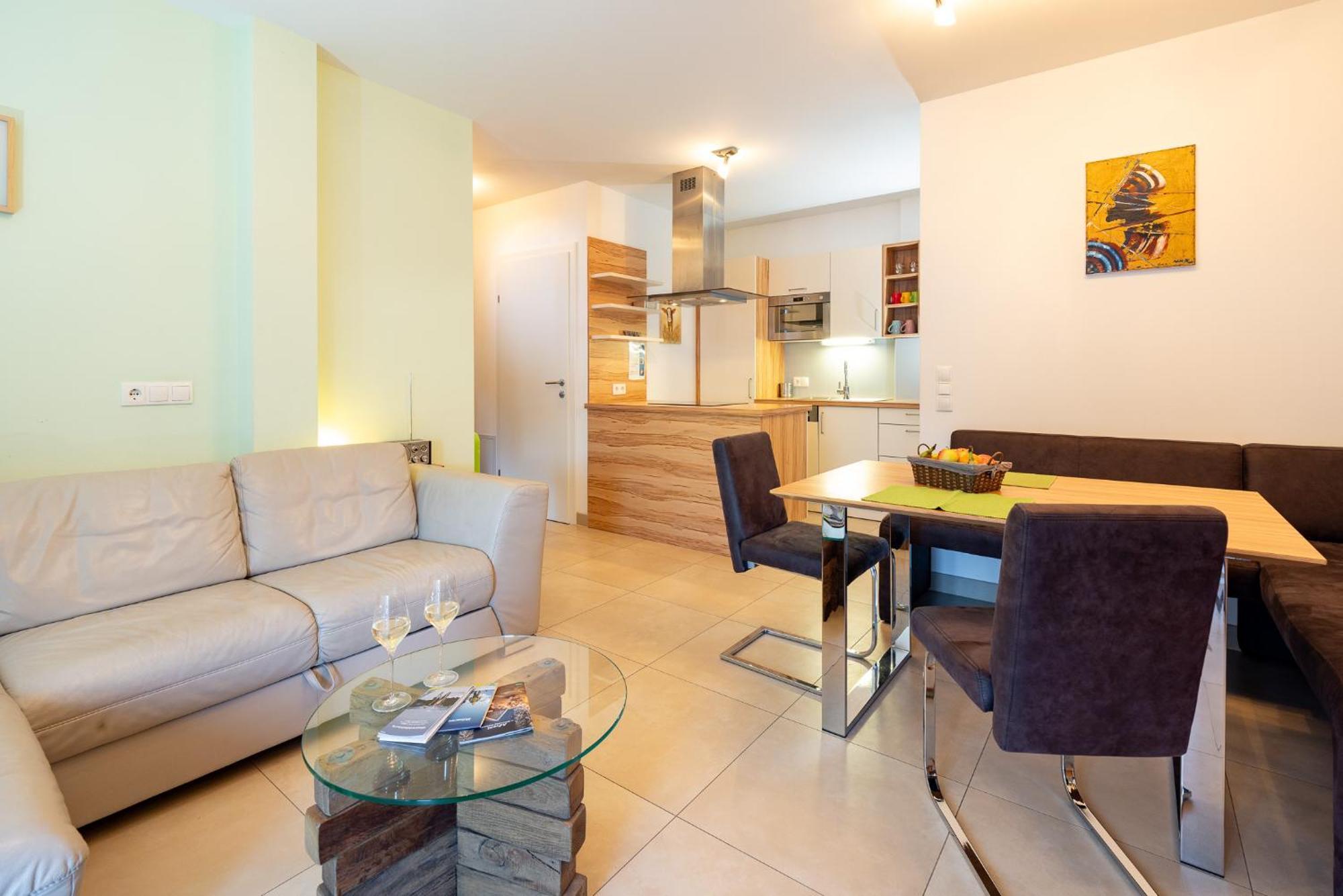 Appartement Klosterhuegel Haus im Ennstal Eksteriør billede