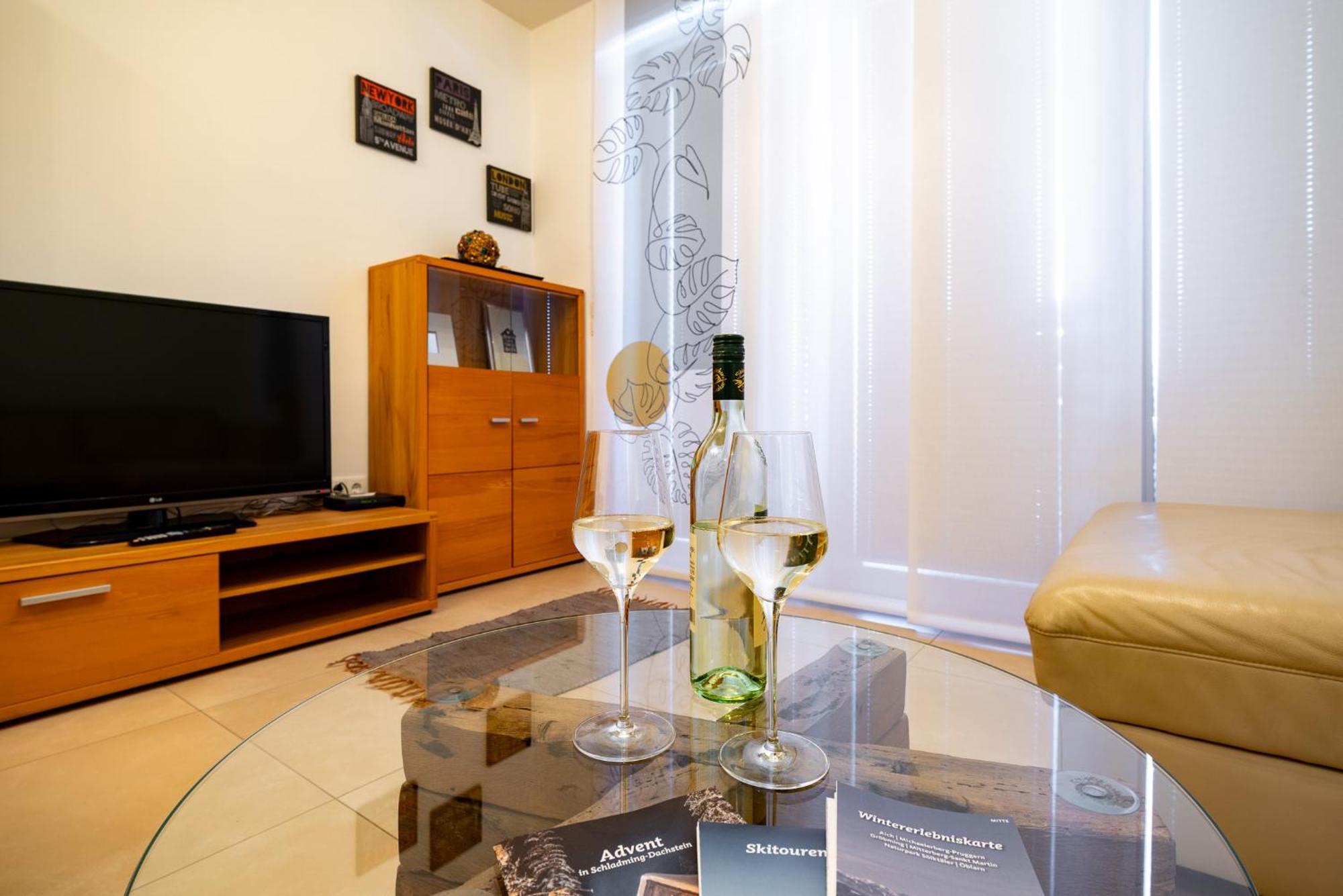 Appartement Klosterhuegel Haus im Ennstal Eksteriør billede